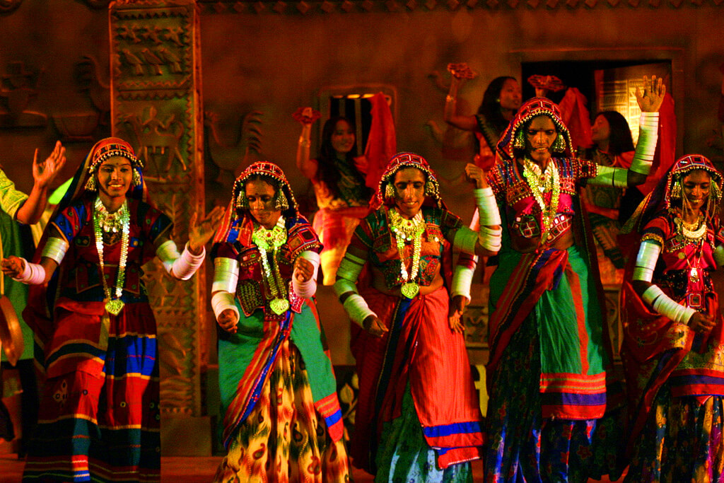 Lambadi dance neon tribal experience