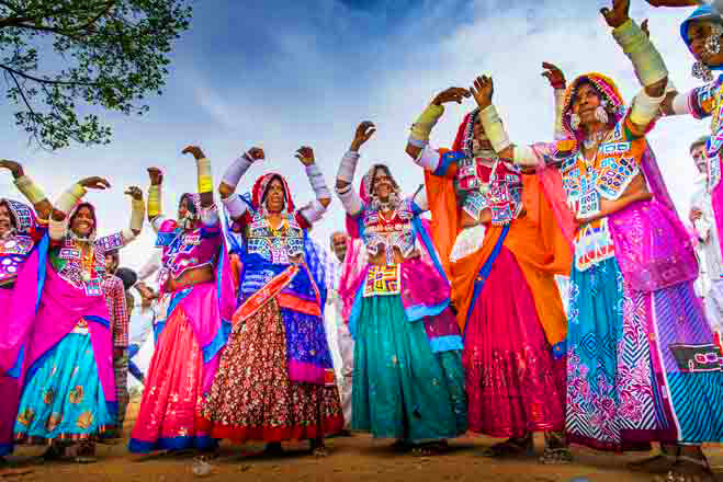 Perini Shivatandavam classical dancers Telangana