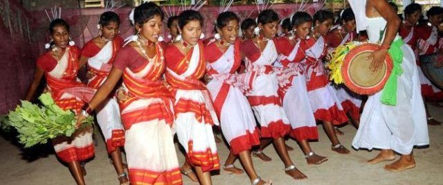 Traditional Jhumar dance group performance