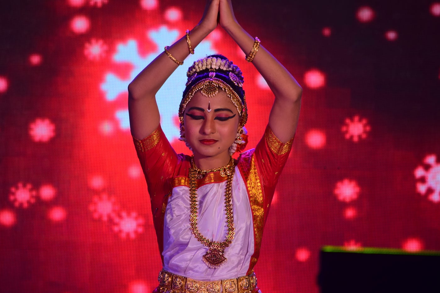 Vilasini Natyam classical dance performance